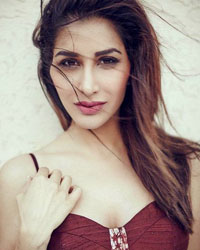 Sophie Choudry